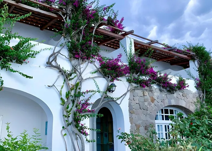 La Piazza Luxury Hotel & Spa