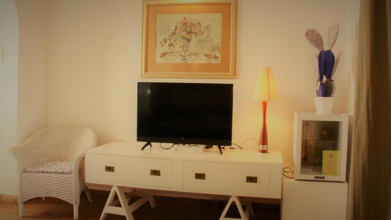 La Piazza Luxury & 4*