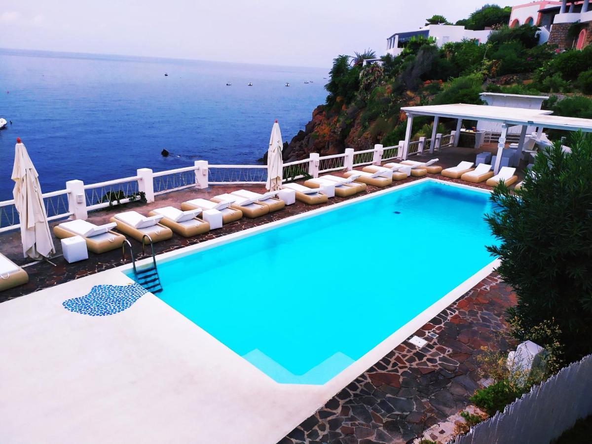 La Piazza Luxury & 4*