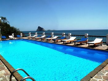 La Piazza Luxury & Hotel Panarea