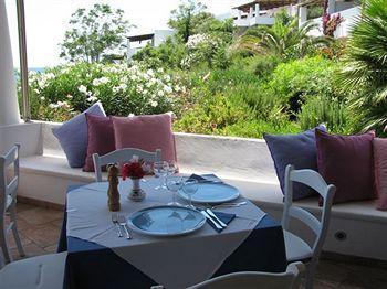 La Piazza Luxury &
