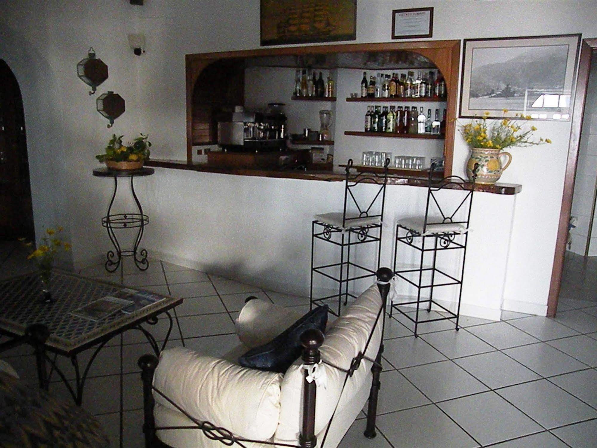 La Piazza Luxury &