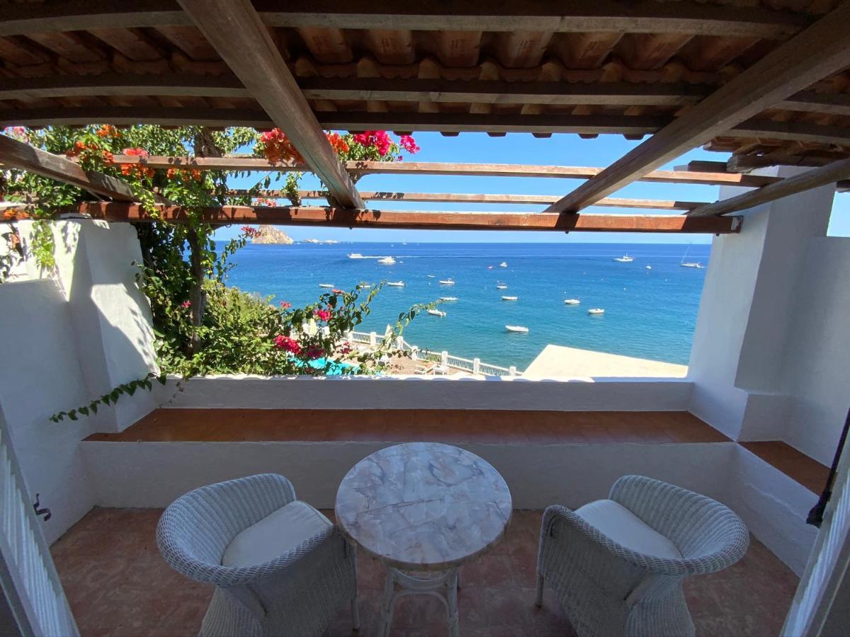 La Piazza Luxury & Hotel